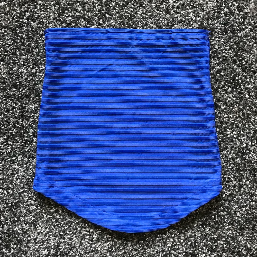 Brilliant blue Akira Red Label mini skirt size M